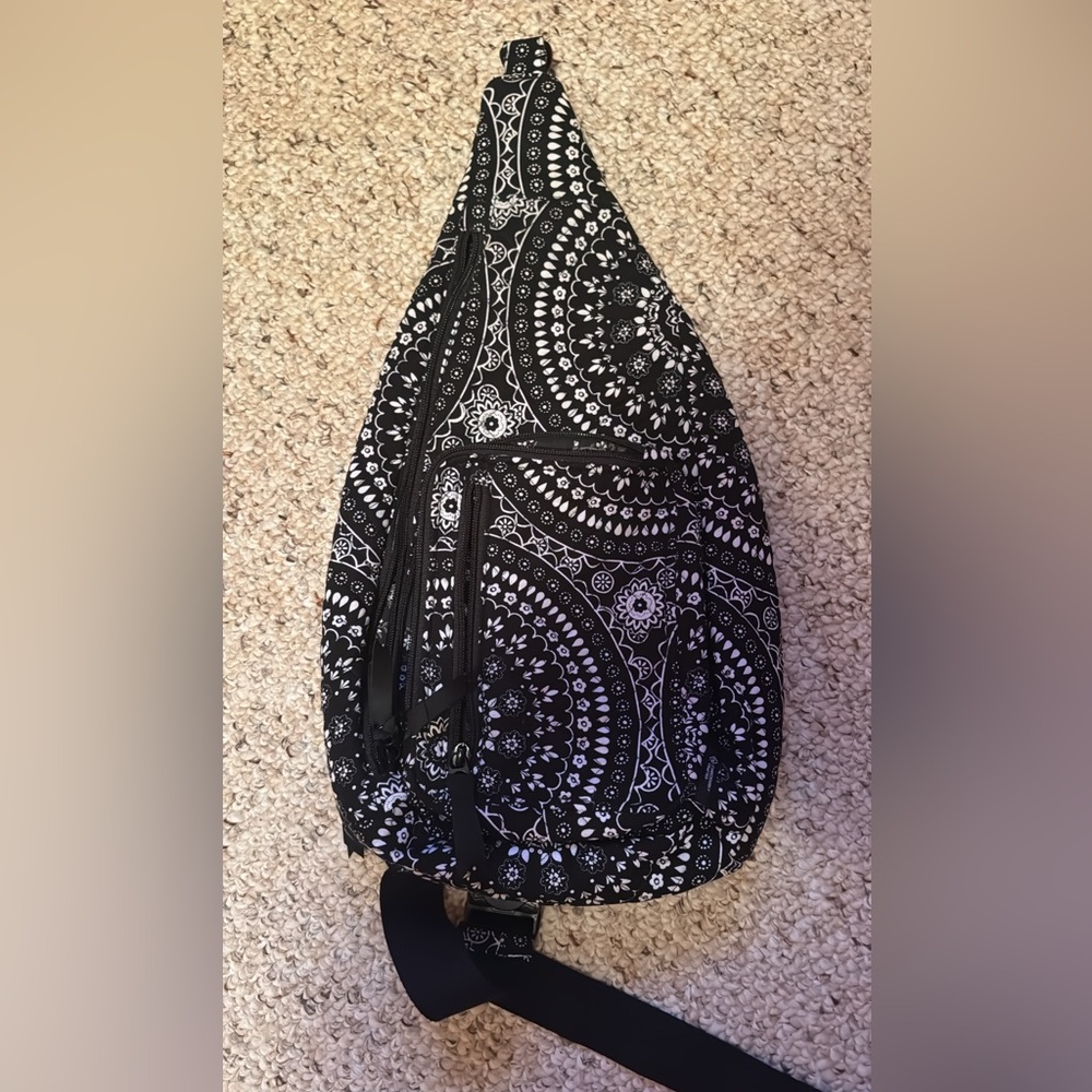 Vera Bradley sling